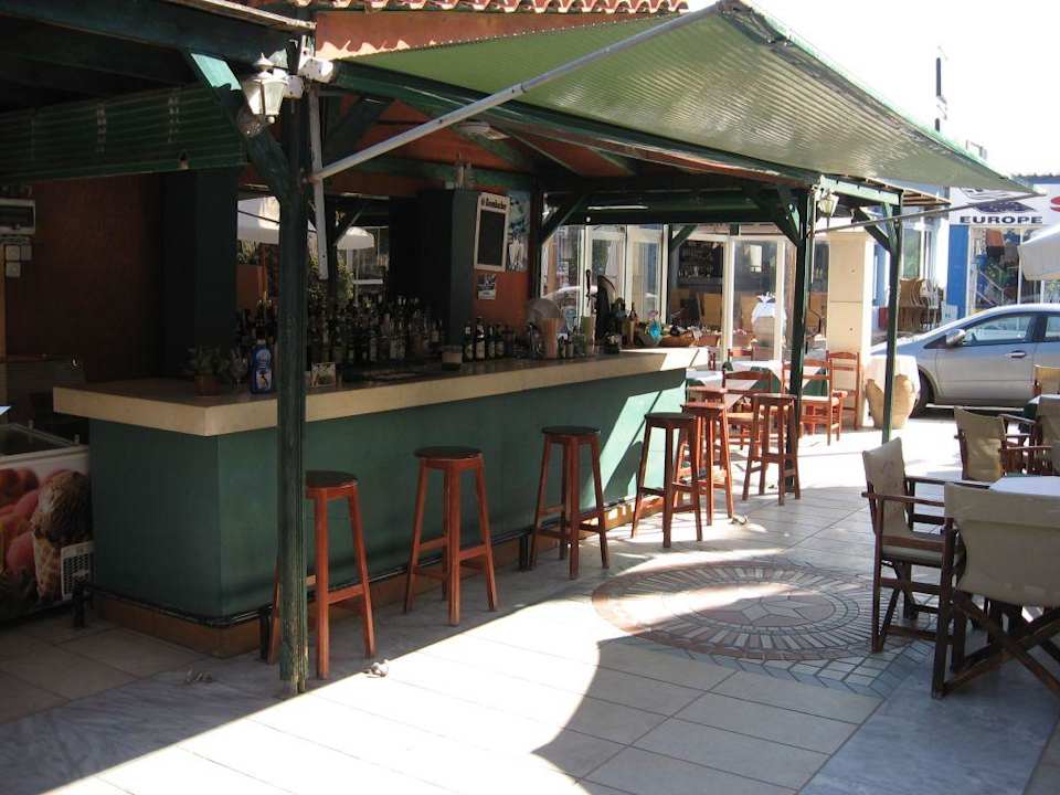 Barbereich Dimitrios Beach Hotel