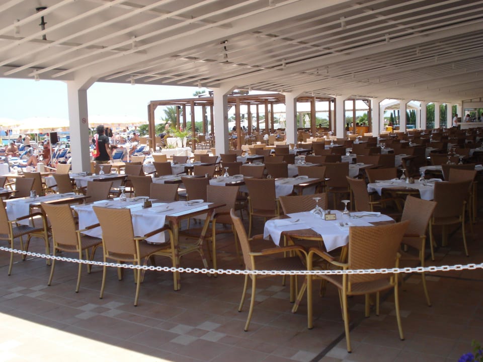 Hier wird gegessen Asterias Beach