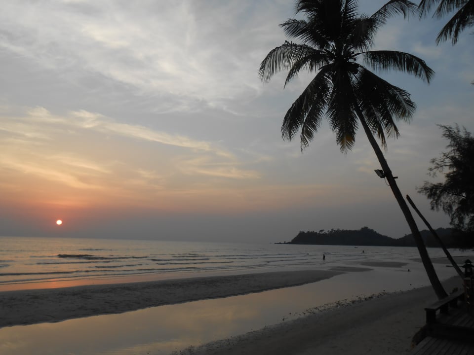 Strand Santhiya Tree Koh Chang Resort