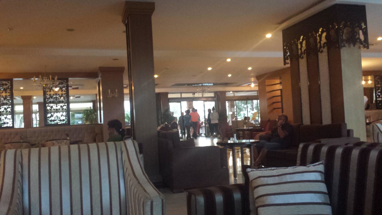 Lobby Seaden Corolla Hotel