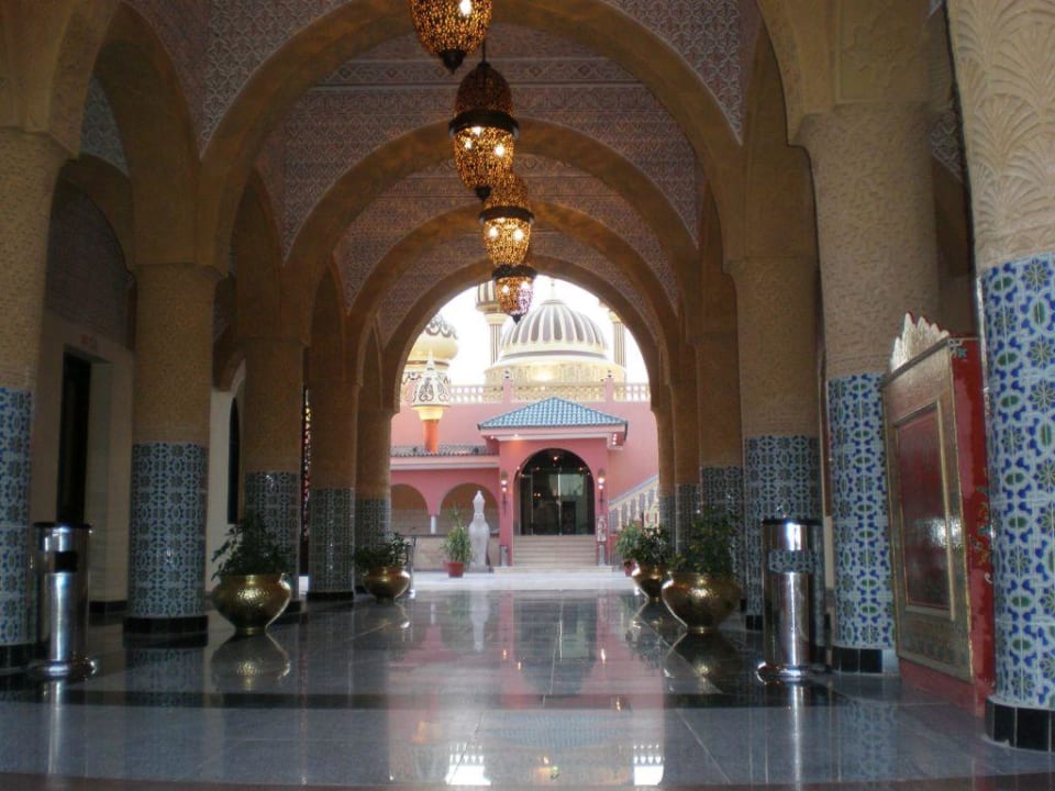 Durchgang zum Innenhof Pickalbatros Alf Leila Wa Leila Resort - Neverland Hurghada