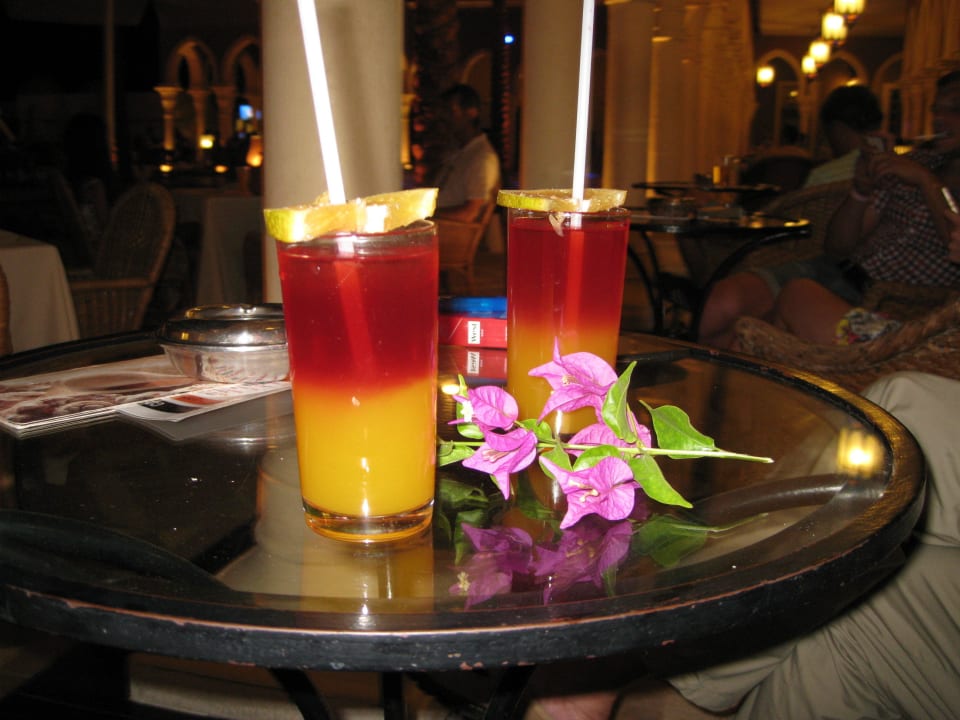 Leckere Drinks am Abend Grand Makadi