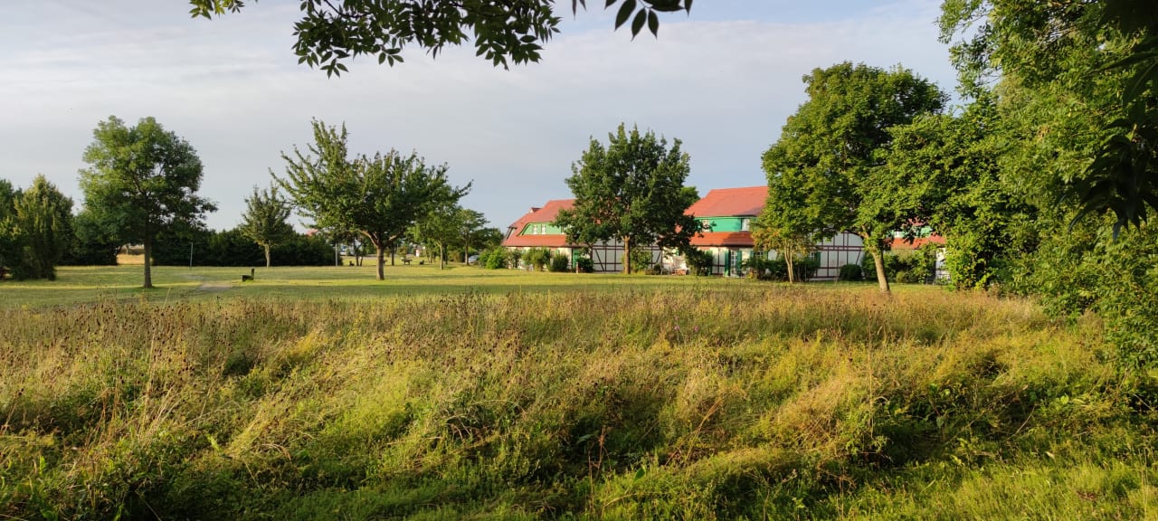 Außenansicht Feriendorf Rugana