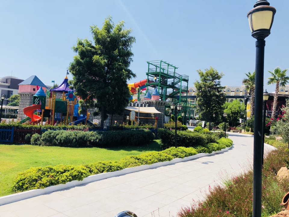 Gartenanlage Crystal Prestige Elite