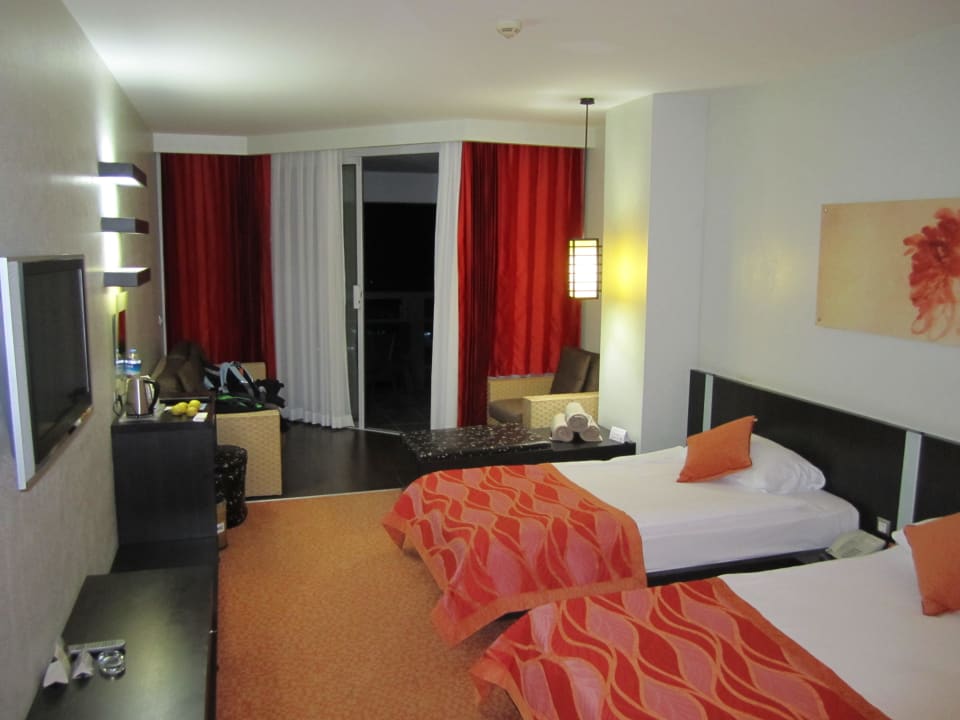 Blick zum Balkon Limak Lara Deluxe Hotel & Resort