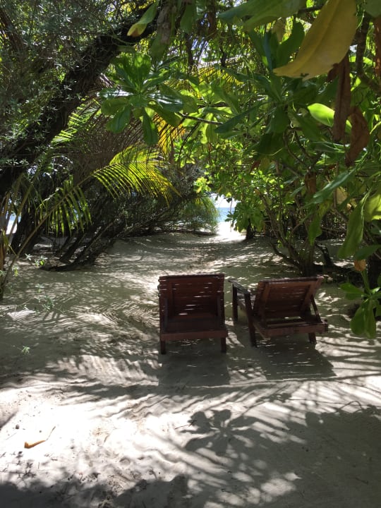 Strand Eriyadu Island Resort