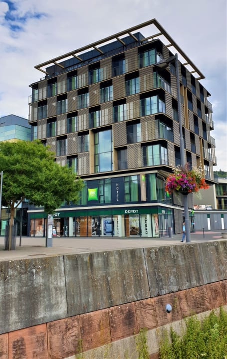 Außenansicht ibis Styles Nagold-Schwarzwald