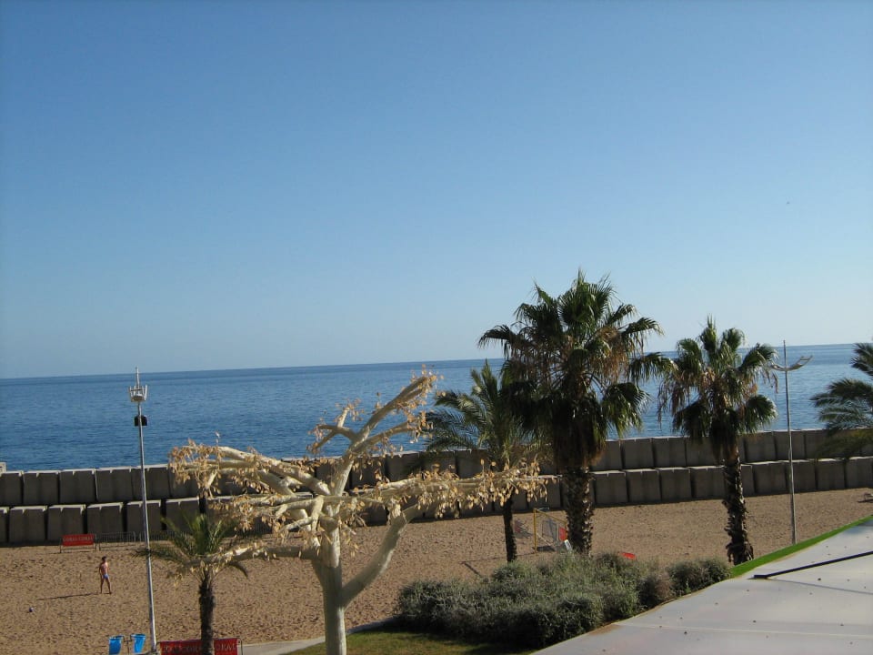 Blick von Balkon unseres Zimmers Calheta Beach