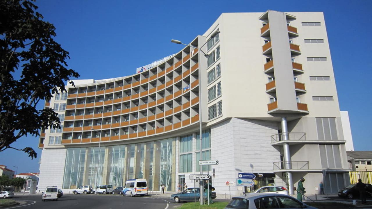 Außenansicht VIP Executive Azores Hotel