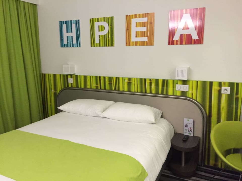 Bett Hotel ibis Styles Paris Porte d'Orléans