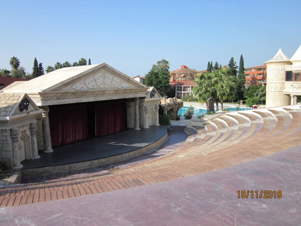 Colosseum für Abendunterhaltung Horus Paradise Luxury Resort & Club