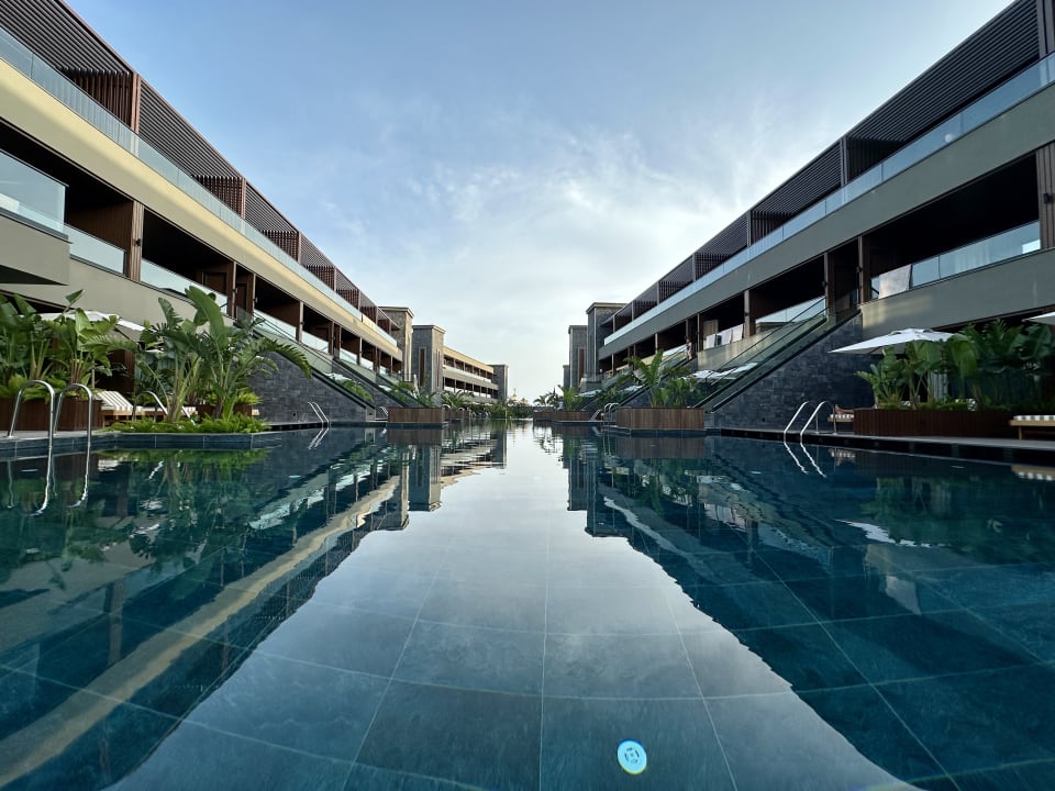 Pool Jacaranda Luxury Resort