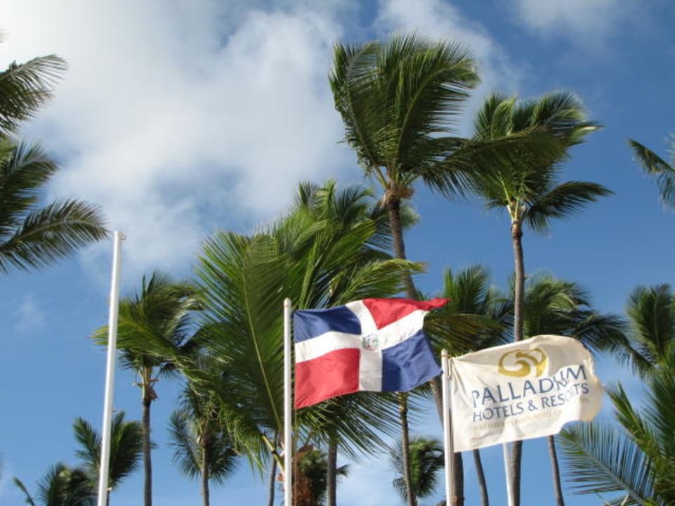 Na granicy resortu Hotel Grand Palladium Palace Resort, Spa & Casino