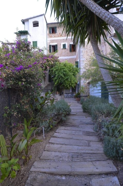 Weg zum Pool Fornalutx Petit Hotel