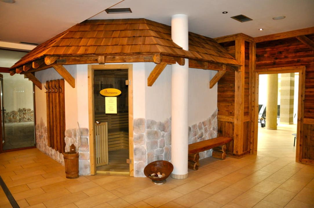 Saunabereich Hotel Wiesenhof Garden Resort