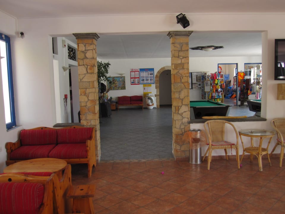 Bar Ekaterini Hotel