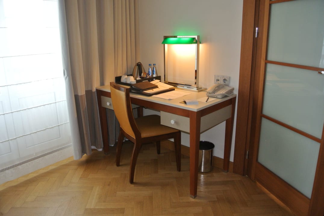 Schreibtisch Sofitel Grand Sopot