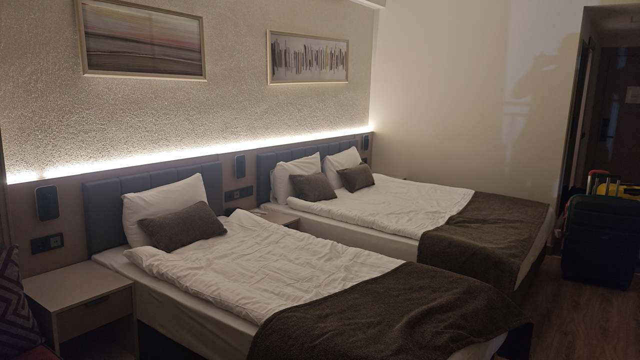 Zimmer Hane Family Resort