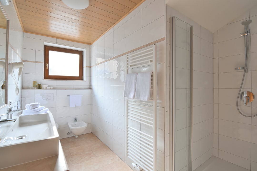 Zimmer Hotel Monte Paraccia