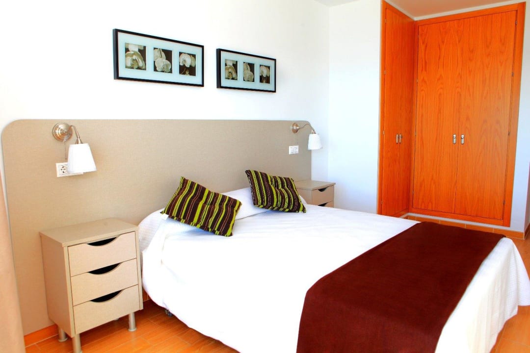 Apartment bedroom Aparthotel Vegasol-Playa