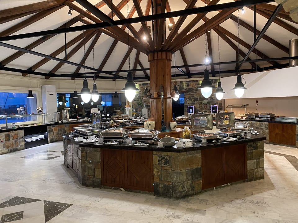 Gastro Alexander Beach Hotel & Village Resort