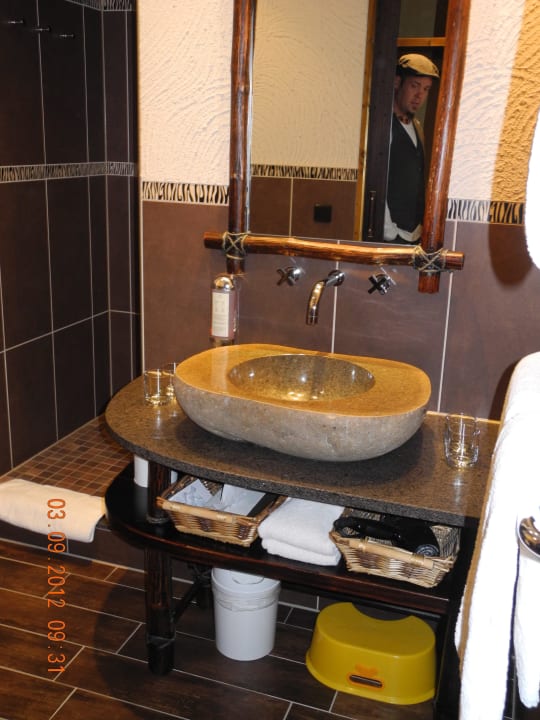 Das Badezimmer Hotel Matamba - Phantasialand Erlebnishotel