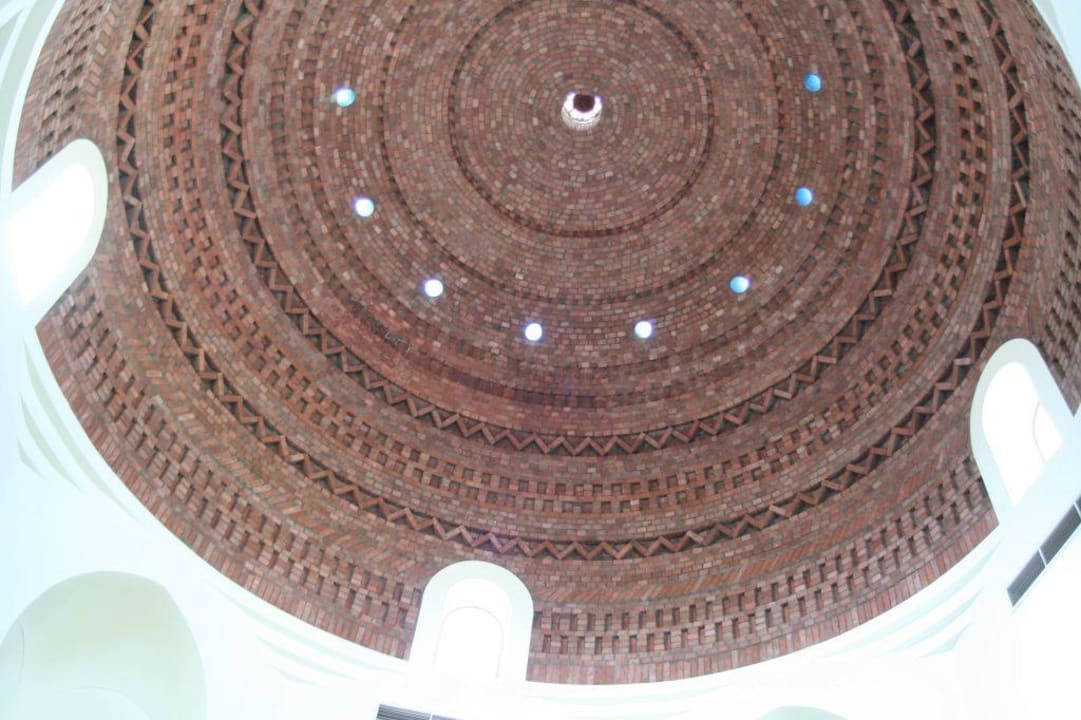 Kuppel in der Lobby Radisson Blu Resort, El Quseir