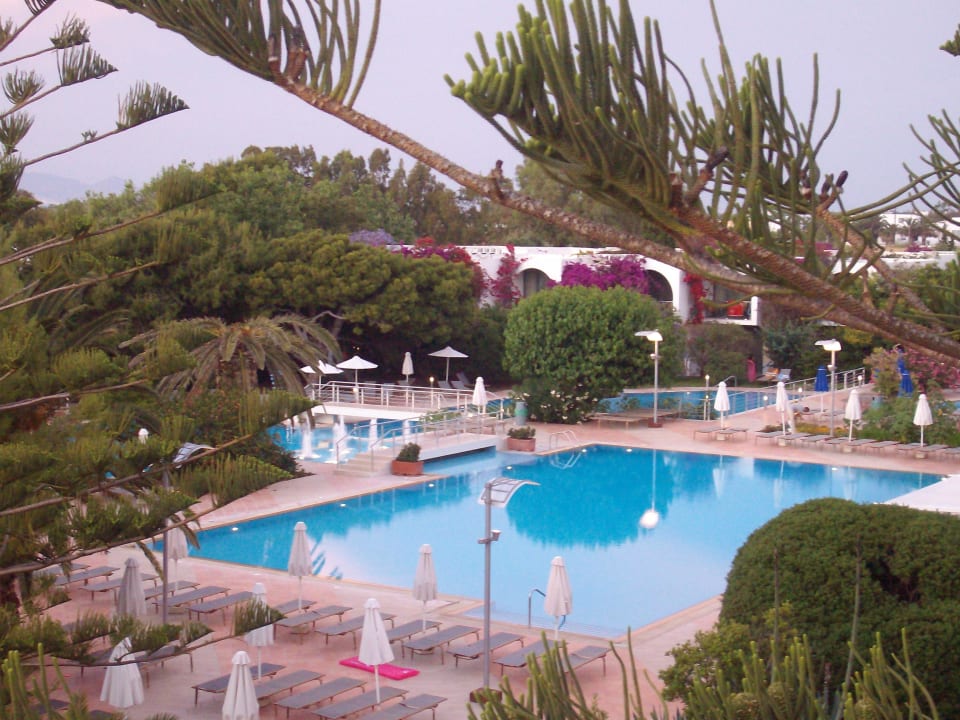 Hotelpool Caravia Beach Hotel