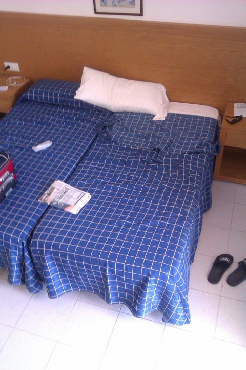 Nagelneues Bett Hotel Selva Arenal