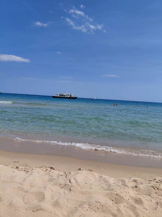 Strand Hotel Bilyana Beach