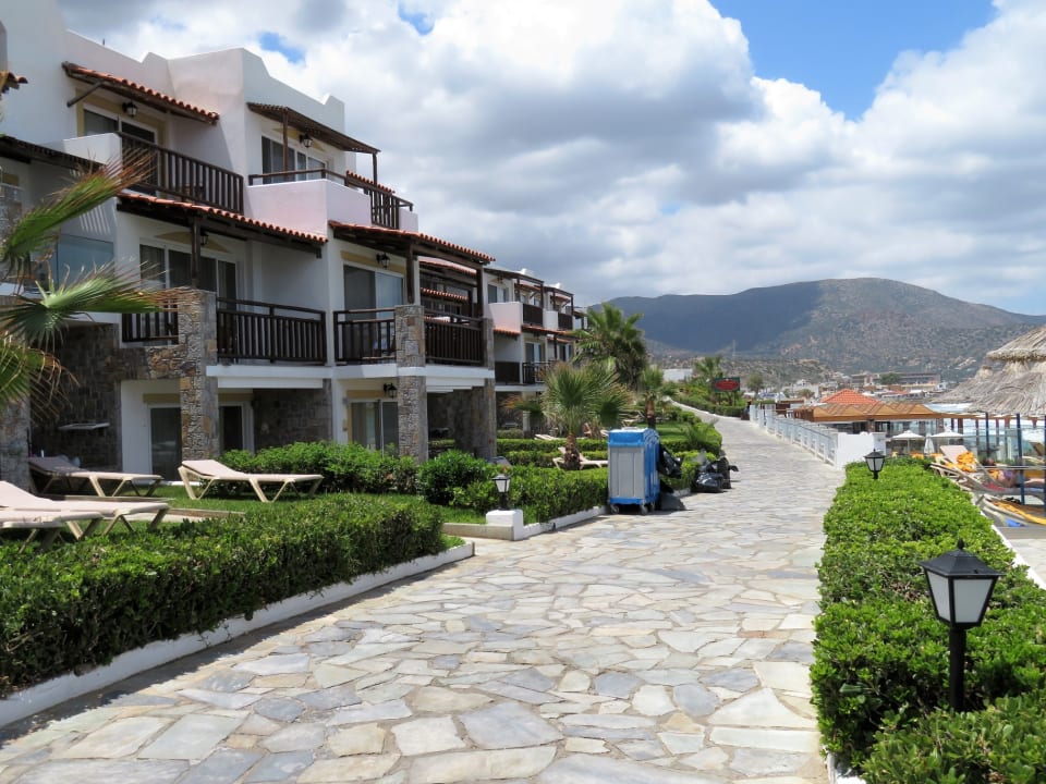 Außenansicht Alexander Beach Hotel & Village Resort