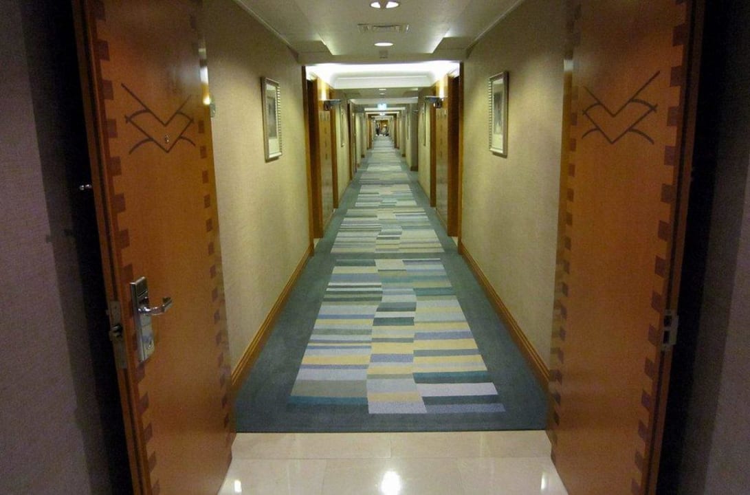 Corridor to the rooms Hilton Dubai Jumeirah