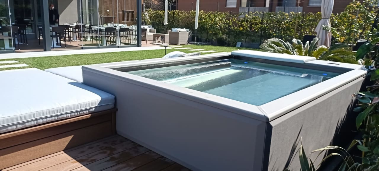 Pool Hotel Villa Alberta