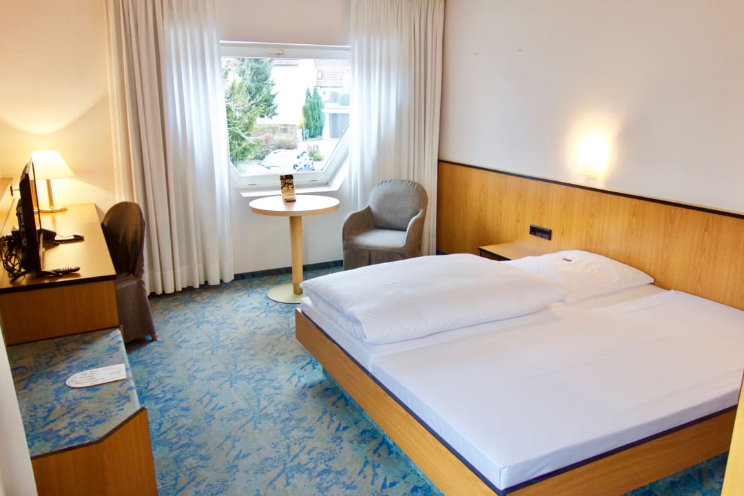 Zimmer BTS Hotel Garni