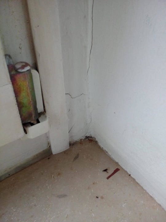 Dreck Hotel am Bonhoefferplatz