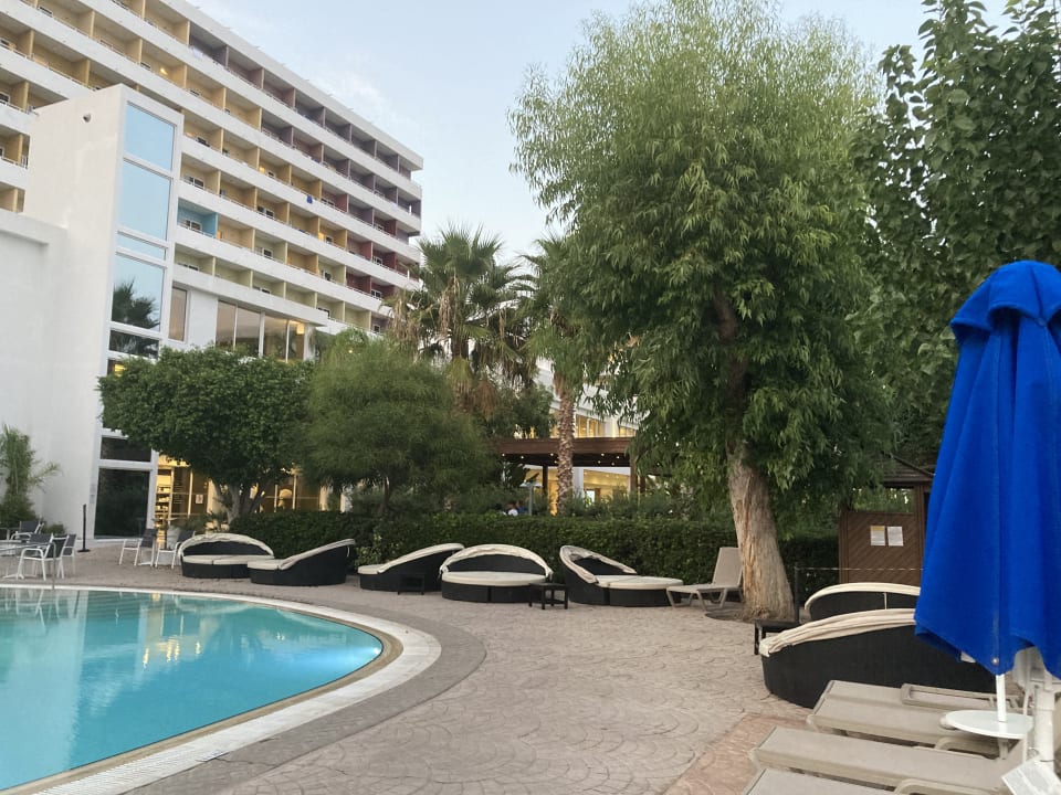 Pool Esperides Beach Resort