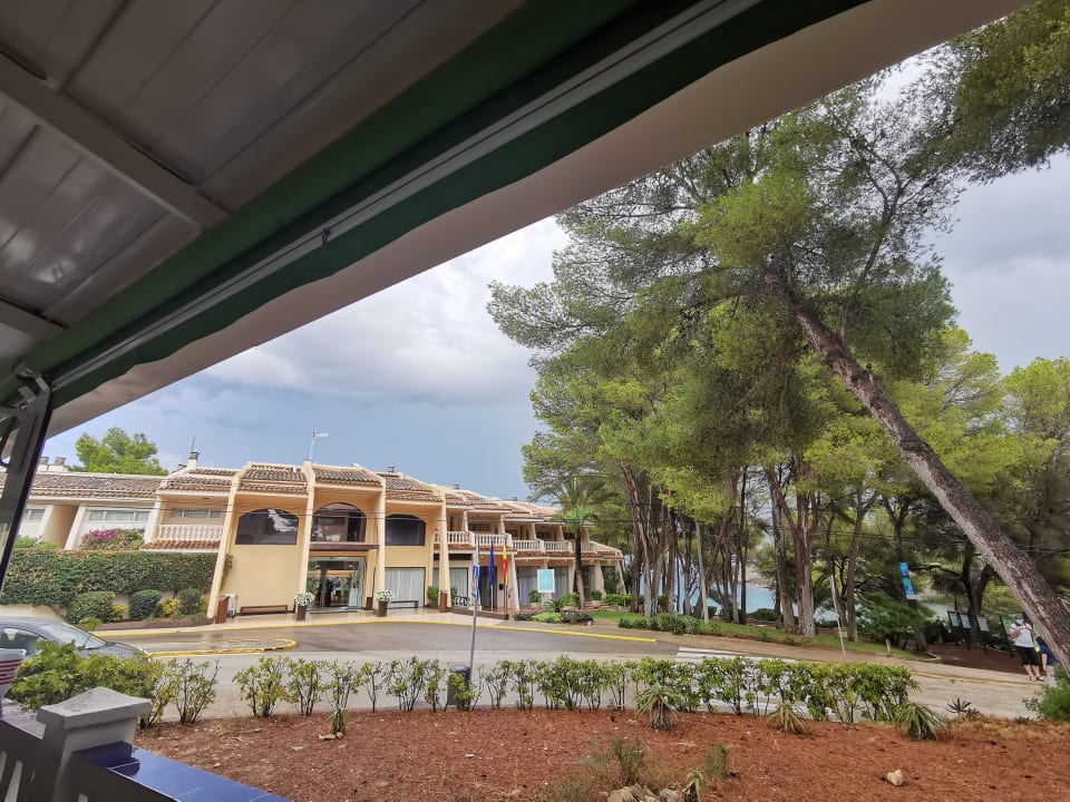 Außenansicht Iberostar Waves Pinos Park