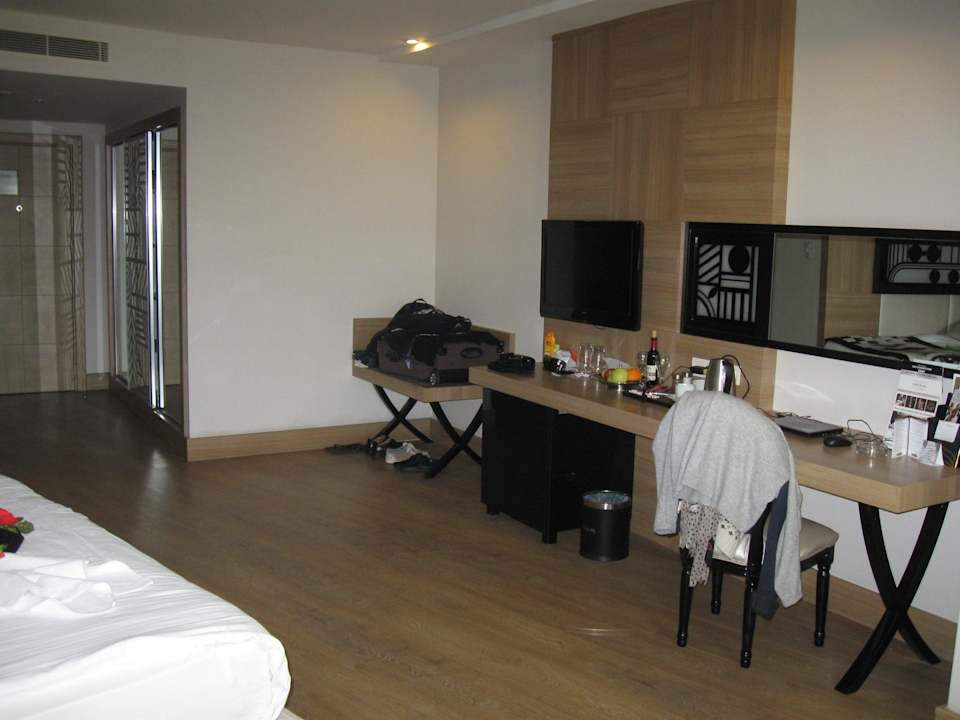 Super Zimmerausstattung Hotel Delphin Imperial