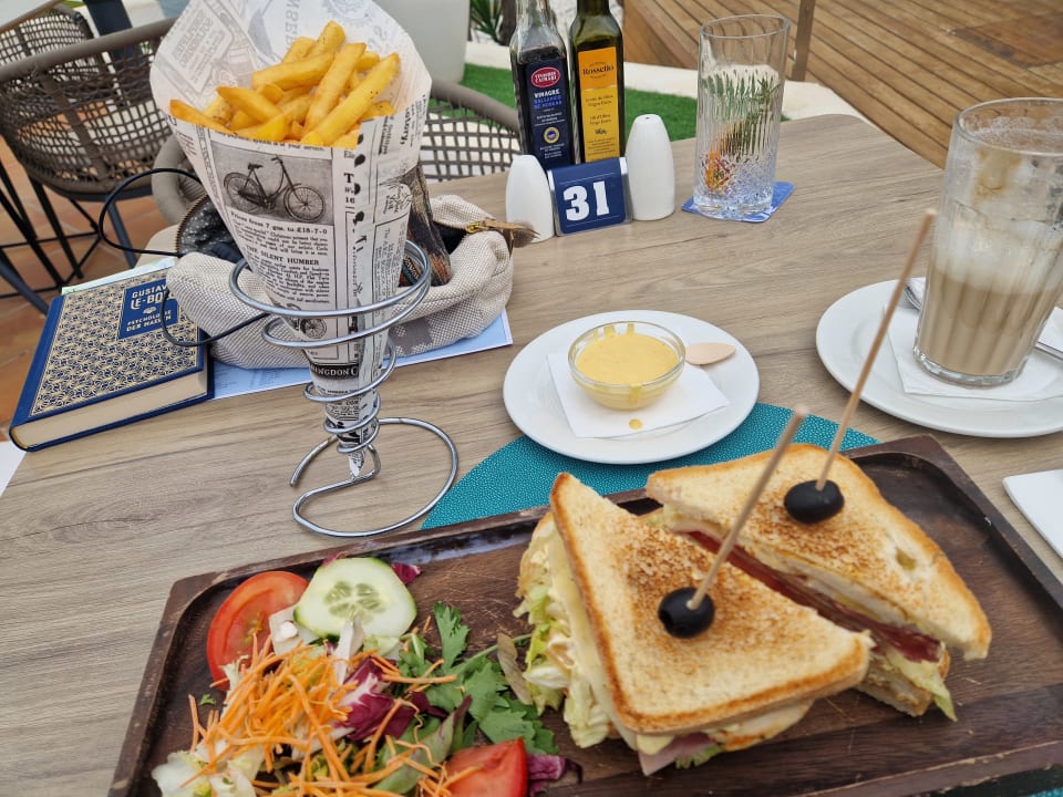 Gastro Botel Alcudiamar