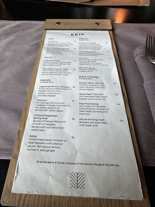 Gastro Serry Beach Resort