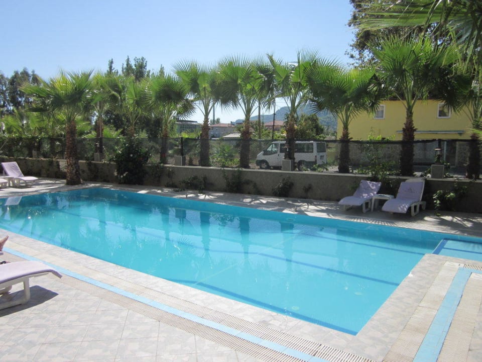 Бассейн №3 Hotel Marin