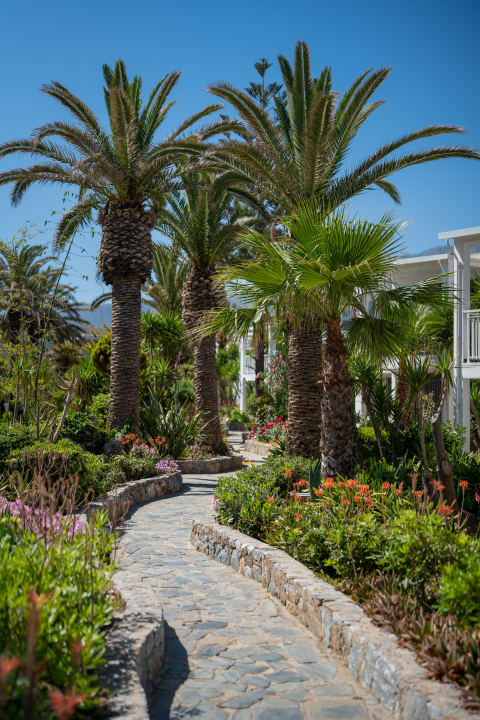 Gartenanlage HARPIN Happy Days Beach Hotel