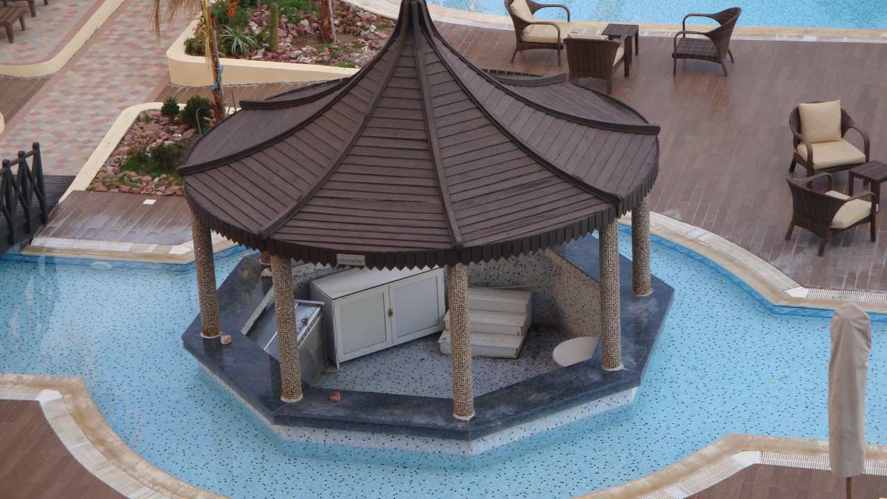 Bar im Pool Hotel Paradis Palace