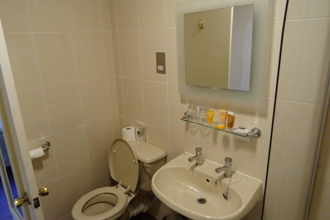 Kleines Bad Hotel Hallmark