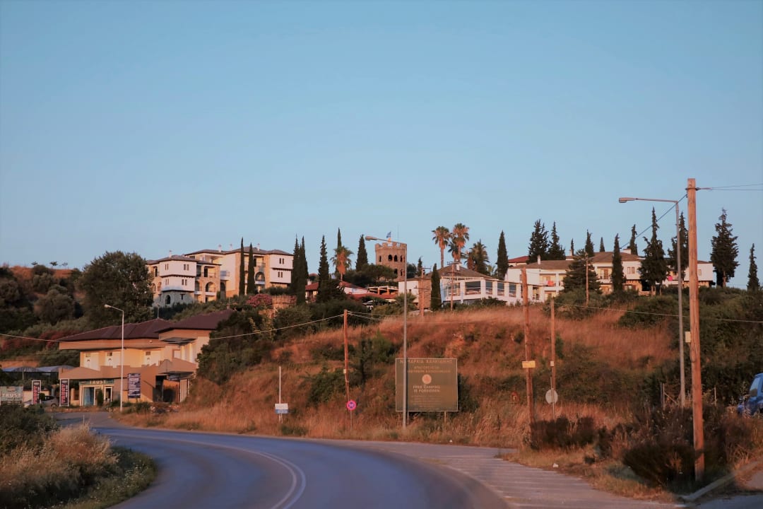 Außenansicht Hotel Geranion Village