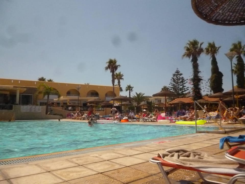 Sauber Euro Village Achilleas Hotel