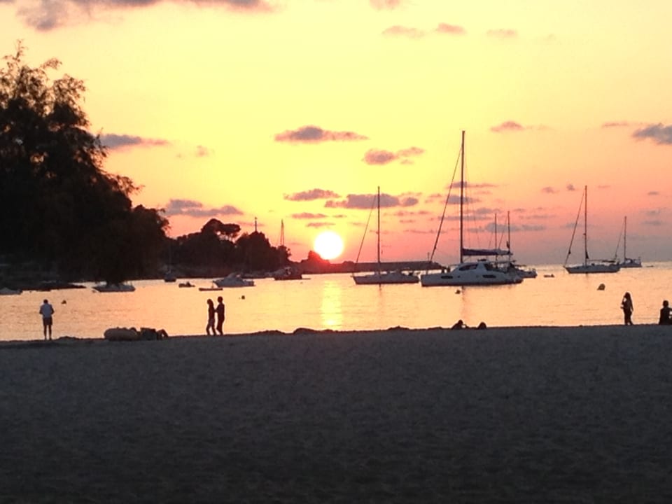 Strand Hotel Boutique Bon Repos
