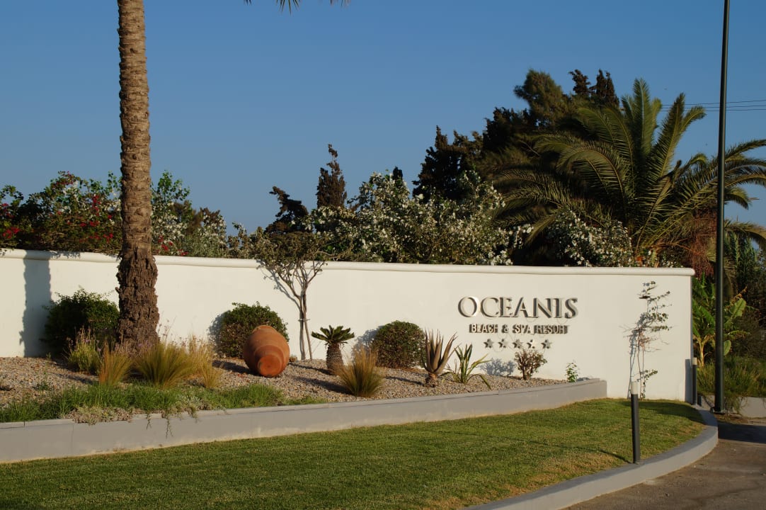 Außenansicht TUI BLUE Oceanis Beach and Spa Resort