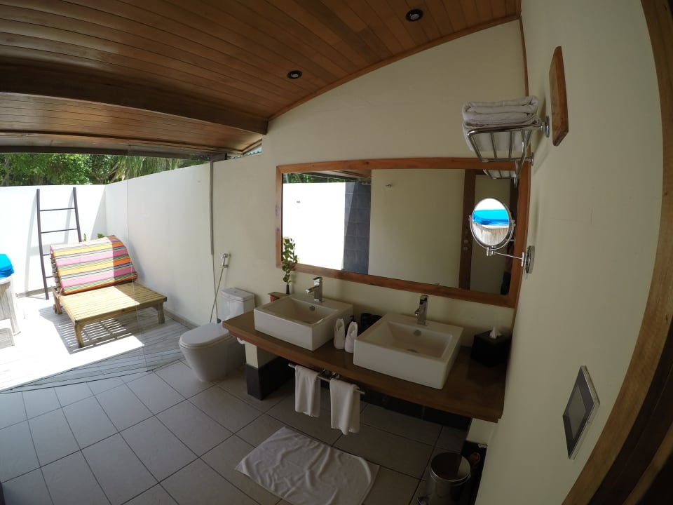 Zimmer Meeru Maldives Resort Island