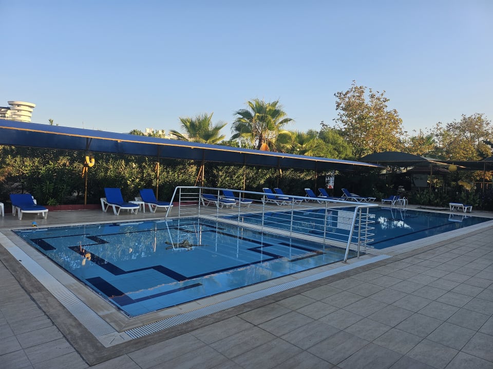 Pool Önder Yildiz Hotel